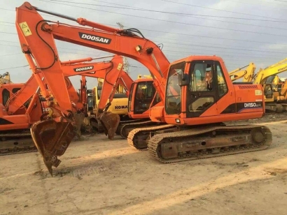 進(jìn)口二手挖掘機報關(guān)公司一站式流程及費用