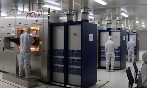 1628161553566708.jpg 上海進(jìn)口二手光刻機(jī)清關(guān)